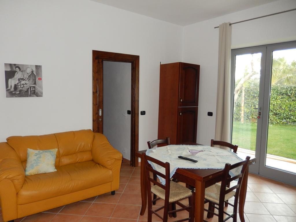 Villa Casole Short Lets Copertino Habitación foto